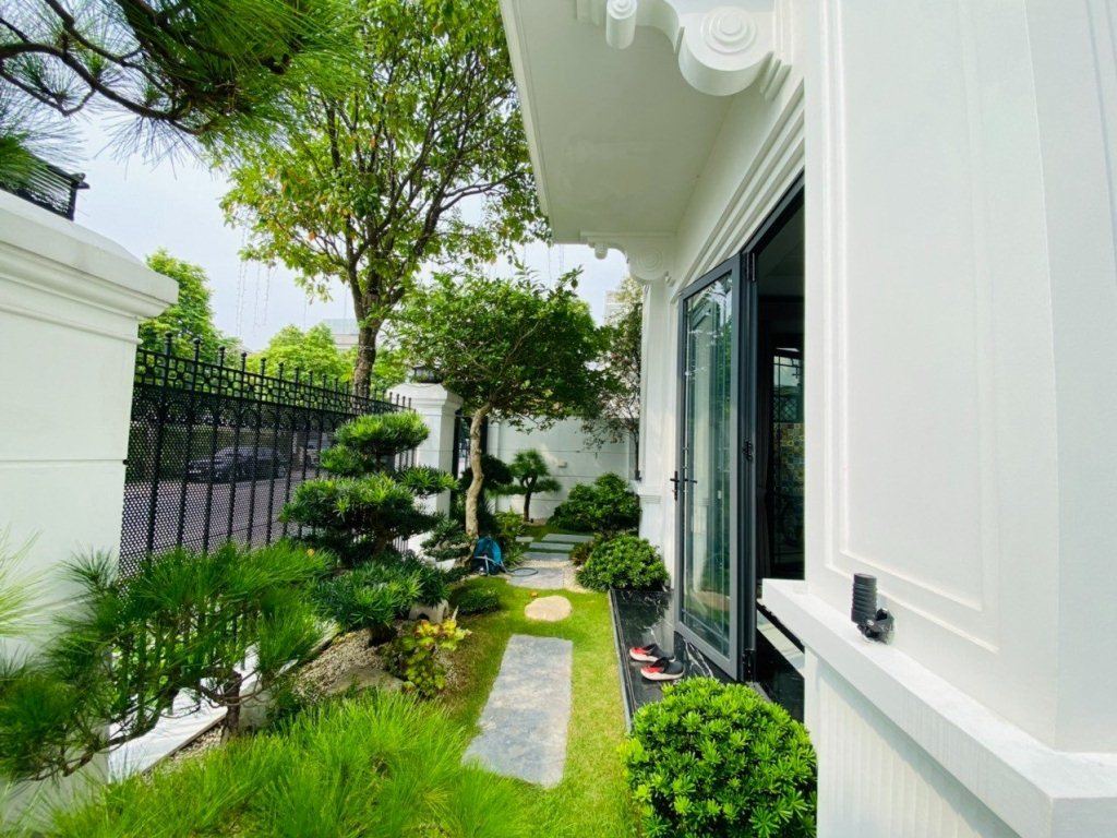 Vườn biệt thự đẹp Hà Nội