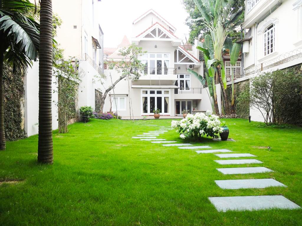 Thiết kế vườn giá rẻ tại Hà Nội
