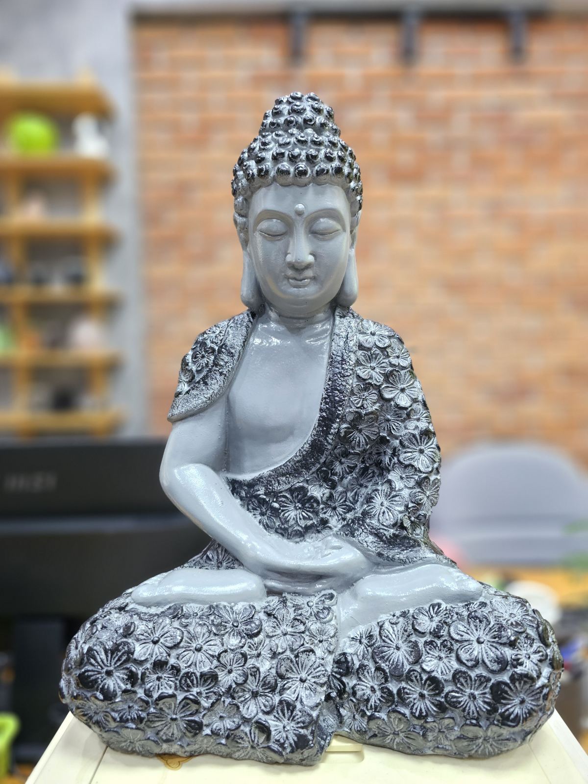 Tượng phật ngồi thiền